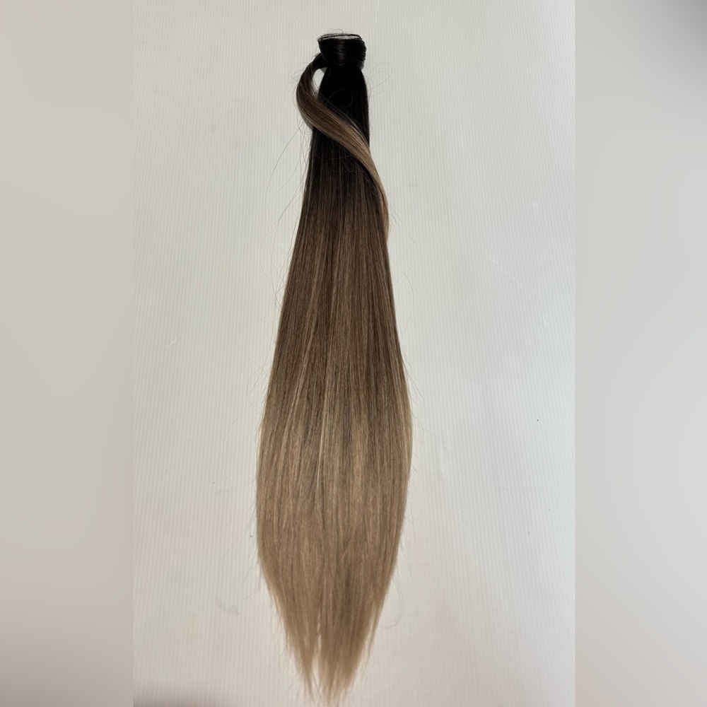 Balayage Wrap-Around Ponytail – Ombre Brown to Ash Blonde 32 “Extension - Picture 8 of 15